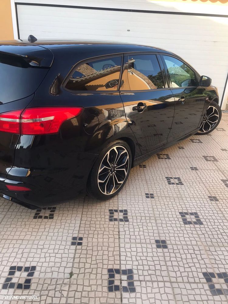 Ford Focus SW 1.5 TDCi ST-Line - 12