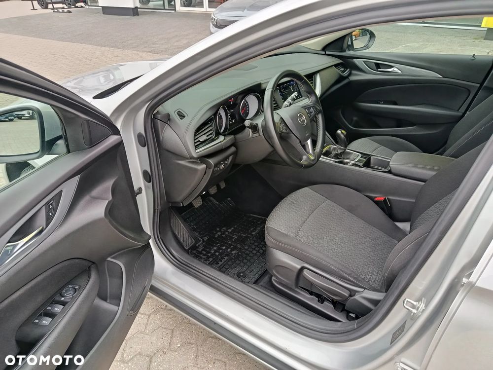 Opel Insignia 1.5 T Enjoy S&S Eco - 9