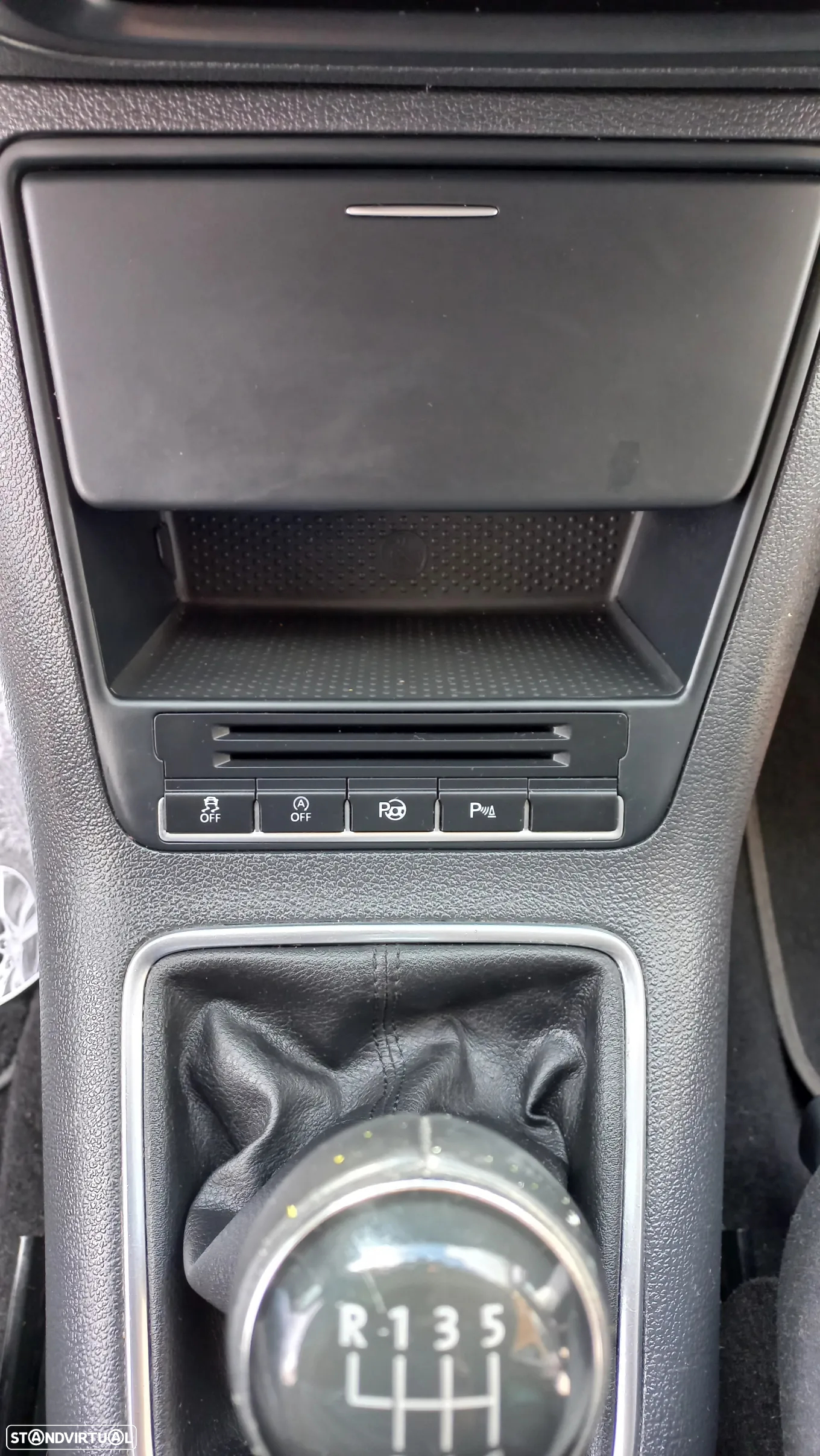 VW Tiguan 2.0 TDi Sport BlueMotion - 11