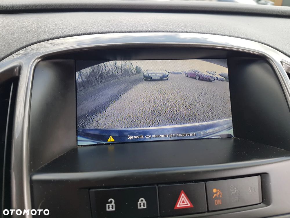 Opel Astra 2.0 CDTI DPF SportsTourer Exklusiv - 24