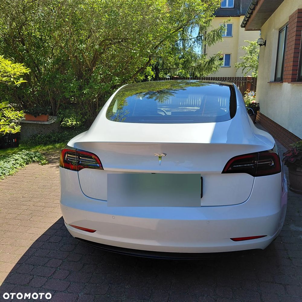 Tesla Model 3 RWD - 13