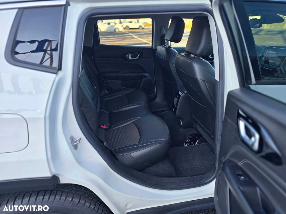 Jeep Compass 1.3 T4 4xe PLUG-IN HYBRID Automatik Limited - 10