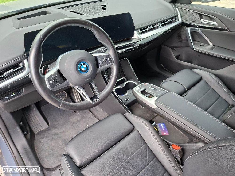 BMW iX1 xDrive30 Pack Desportivo M Pro - 12