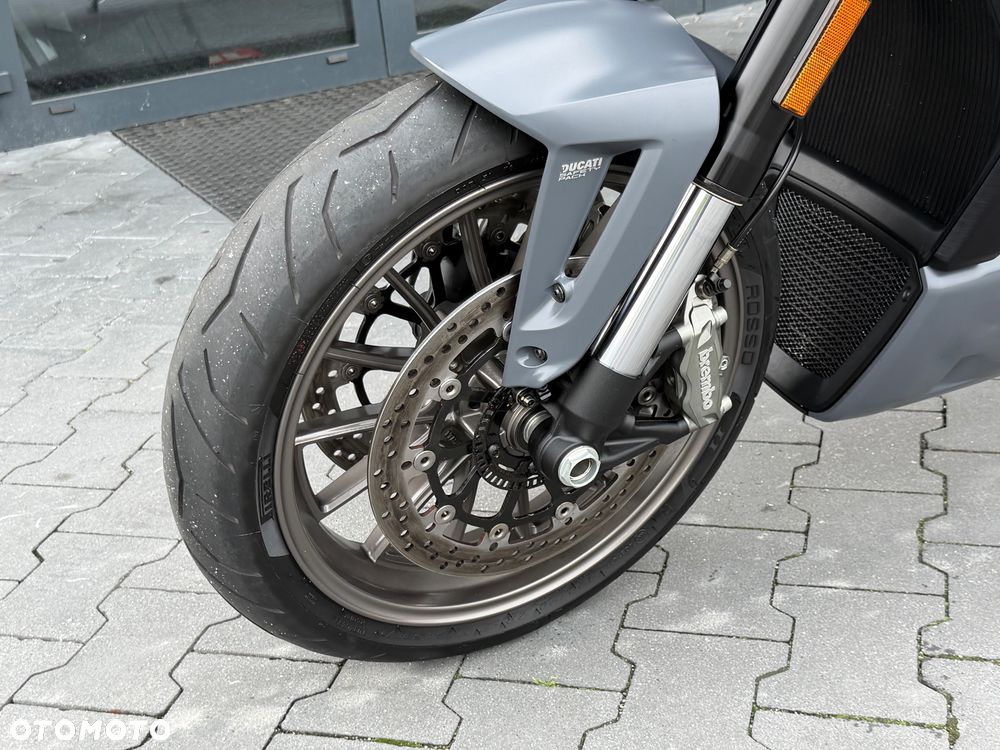 Ducati Diavel - 39