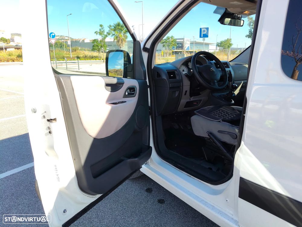 Citroën Jumpy 2.0 HDi L2H1Lazer - 19