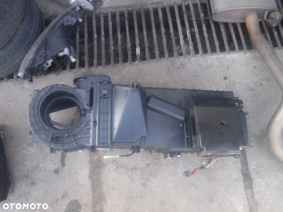 Mercedes ML W163 FL nagrzewnica A1638302562 A1638301762 EUROPA - 2