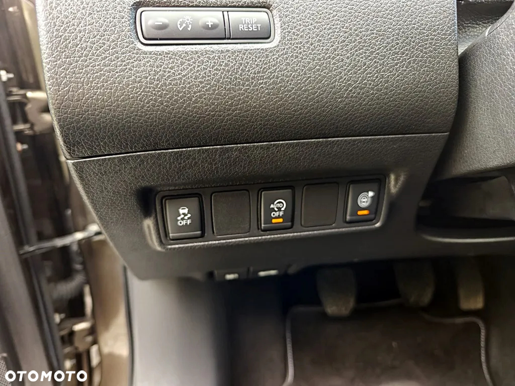 Nissan Pulsar 1.6 DIG-T Tekna - 24