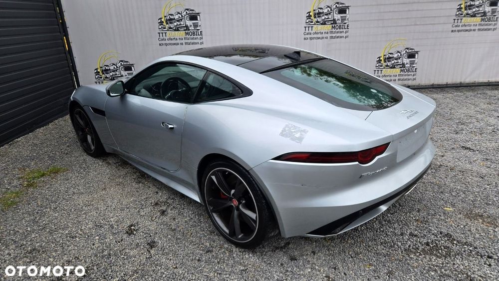 Jaguar F-Type - 18