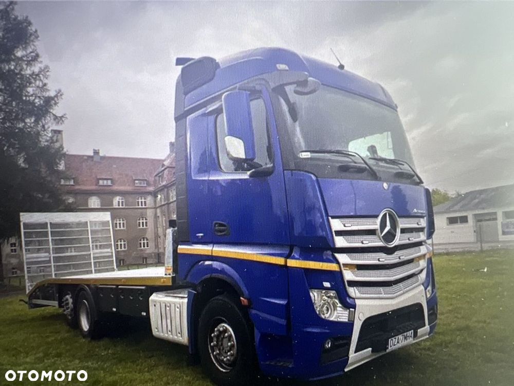 Mercedes-Benz Actros E6 - 9
