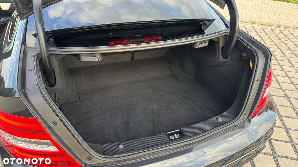 Mercedes-Benz Klasa C 180 BlueEFFICIENCY - 17