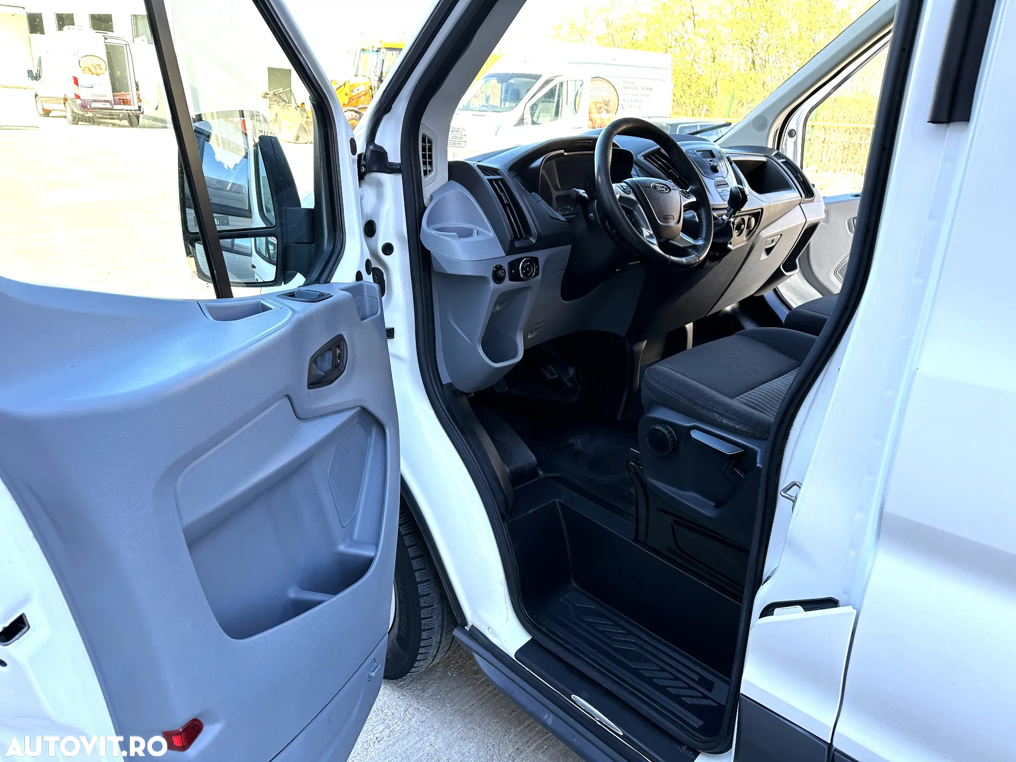 Ford Transit 350 2.0 TDCi L3 Furgon DCIV RWD Base - 6