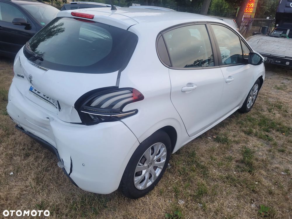 Peugeot 208 1.6 BlueHDi Active S&S - 5