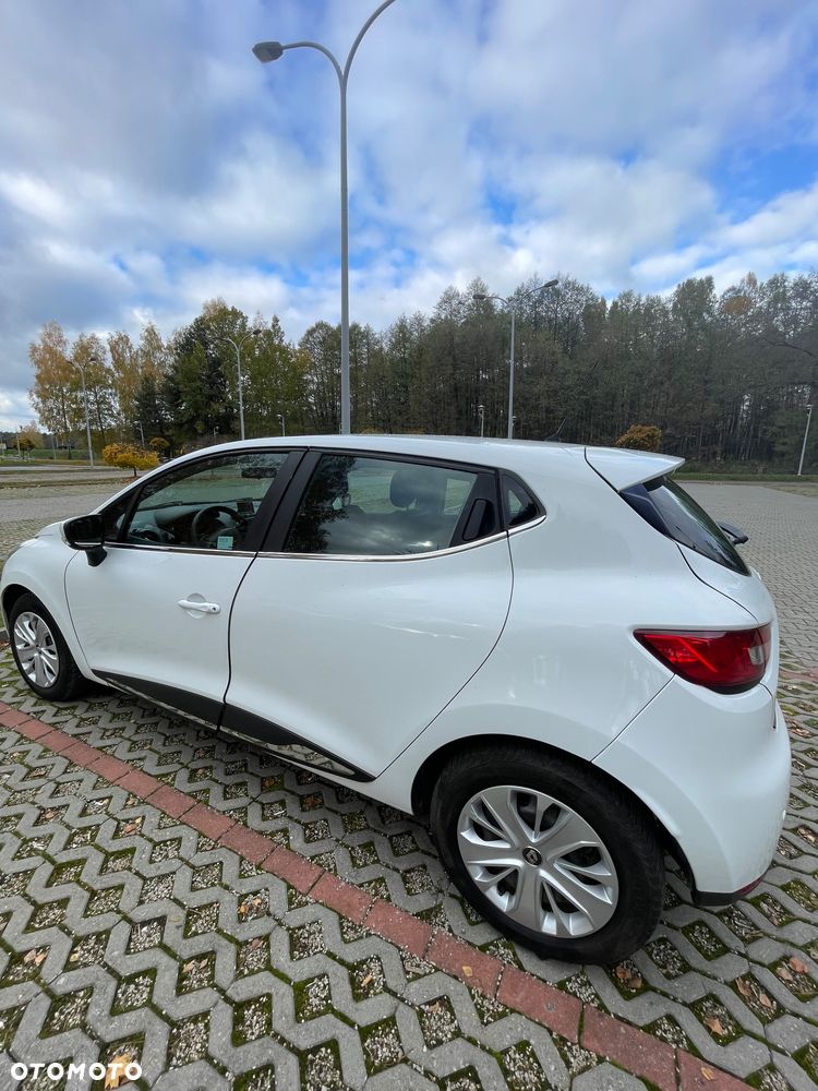 Renault Clio 2015 photo 4
