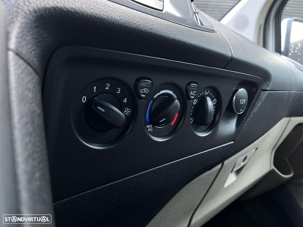 Ford Tourneo Custom Grand 2.0 TDCi Titanium Aut. - 29