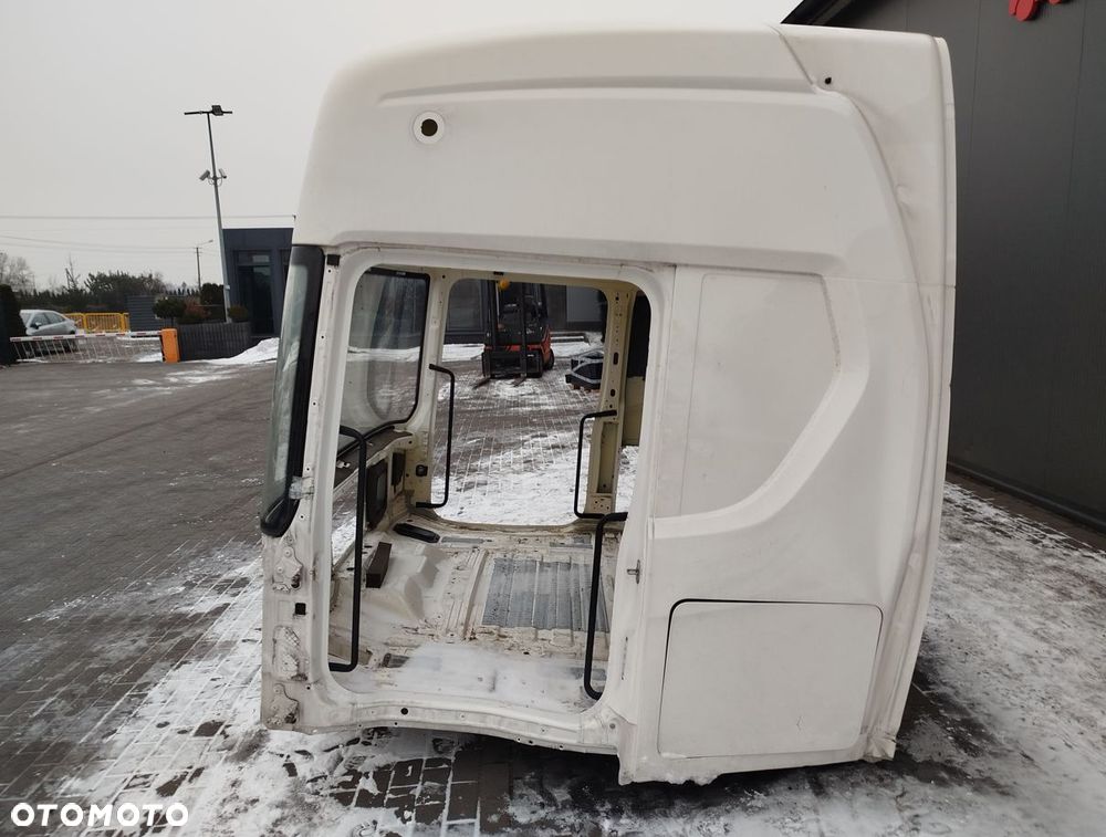 KABINA GOŁA SCANIA S NTG - 7