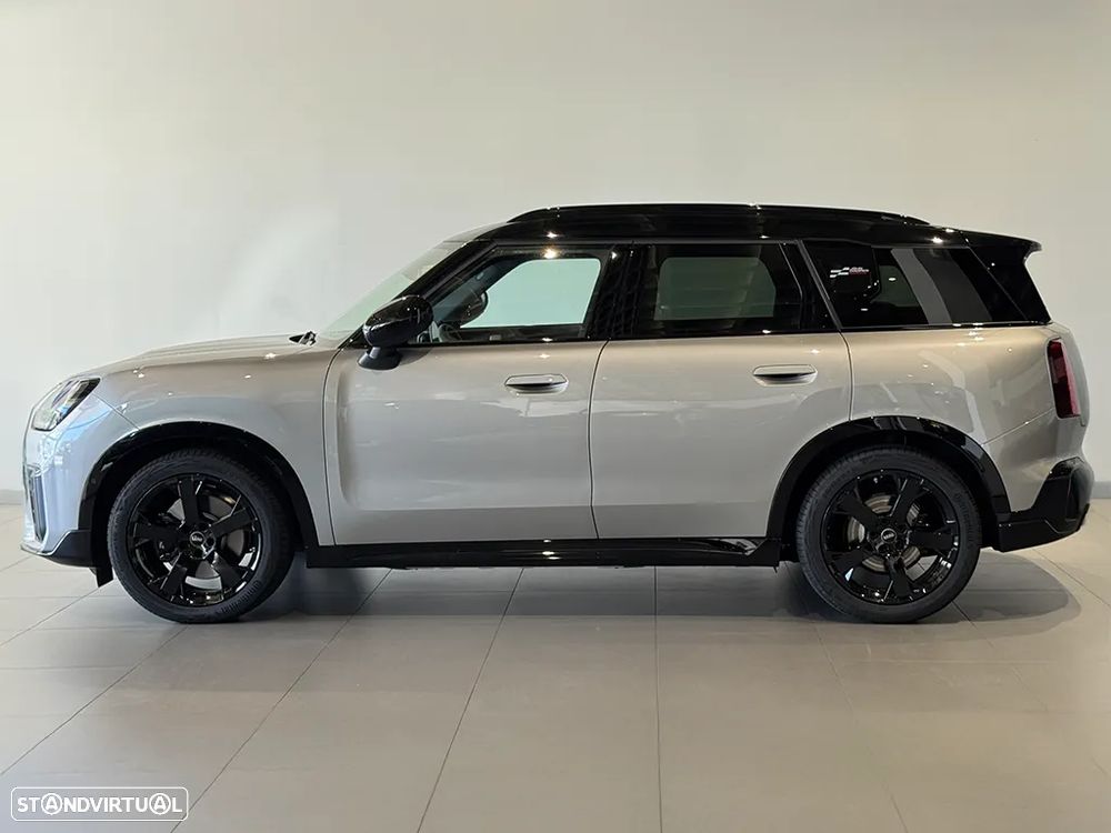 MINI Countryman E JCW L - 3