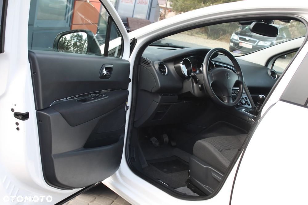 Peugeot 5008 1.6 THP Allure 7os - 6