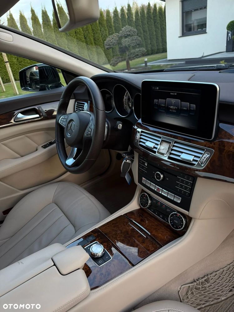 Mercedes-Benz CLS 350 BlueTEC 4Matic 7G-TRONIC - 22