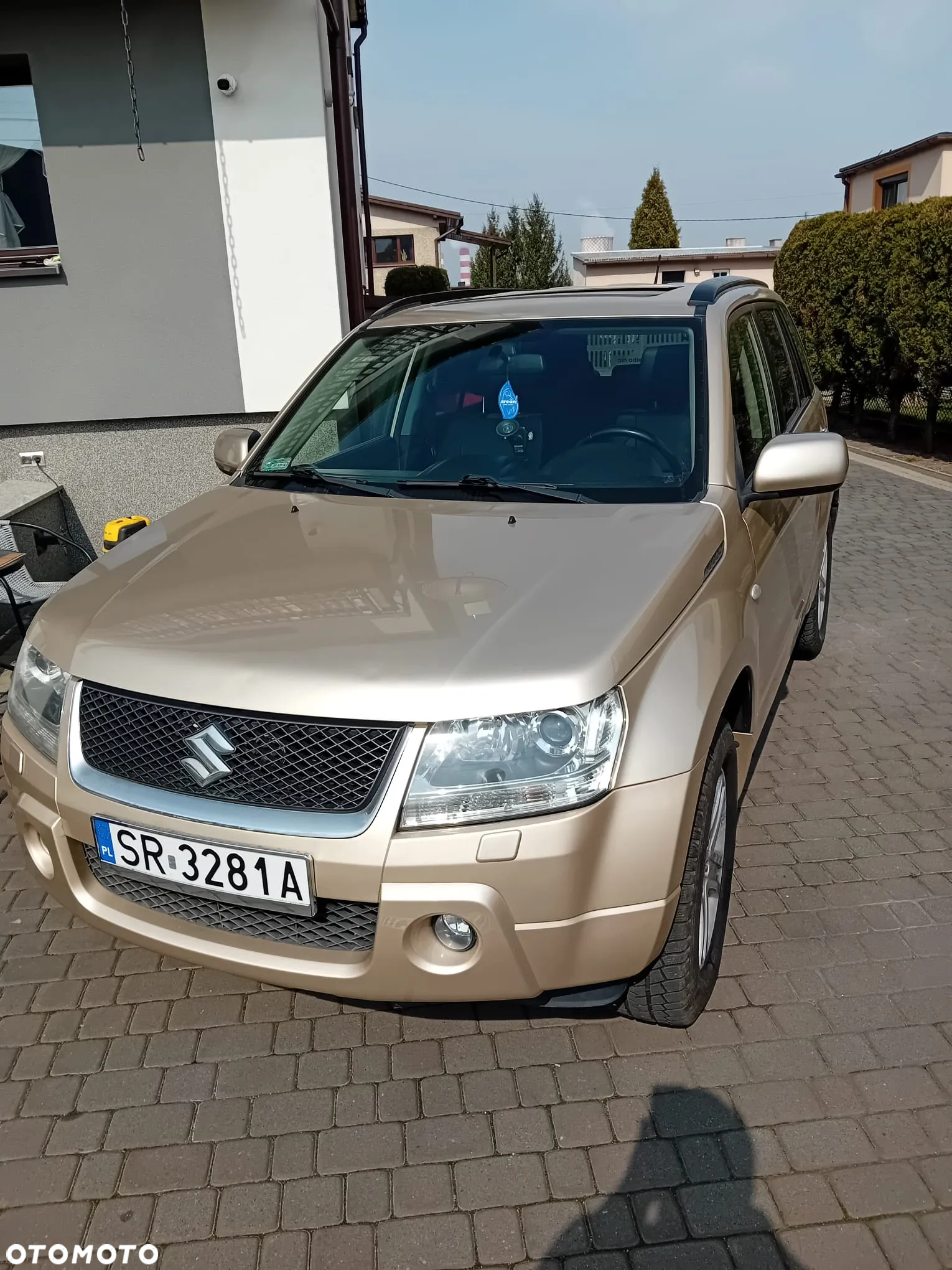 Suzuki Grand Vitara 2.0 - 12