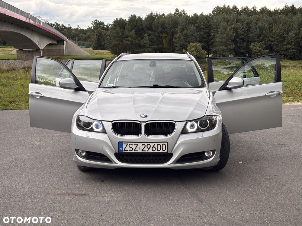 BMW Seria 3 320d DPF - 1