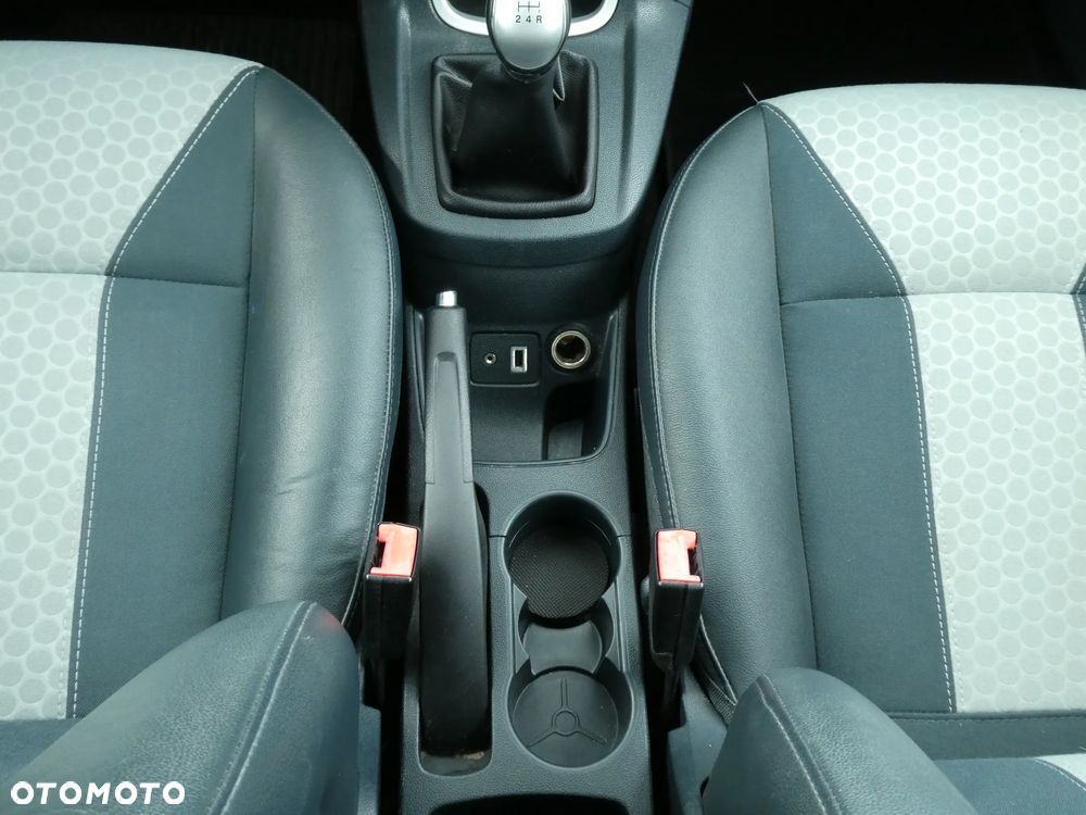 Ford Fiesta 1.25 Titanium EU5 - 20