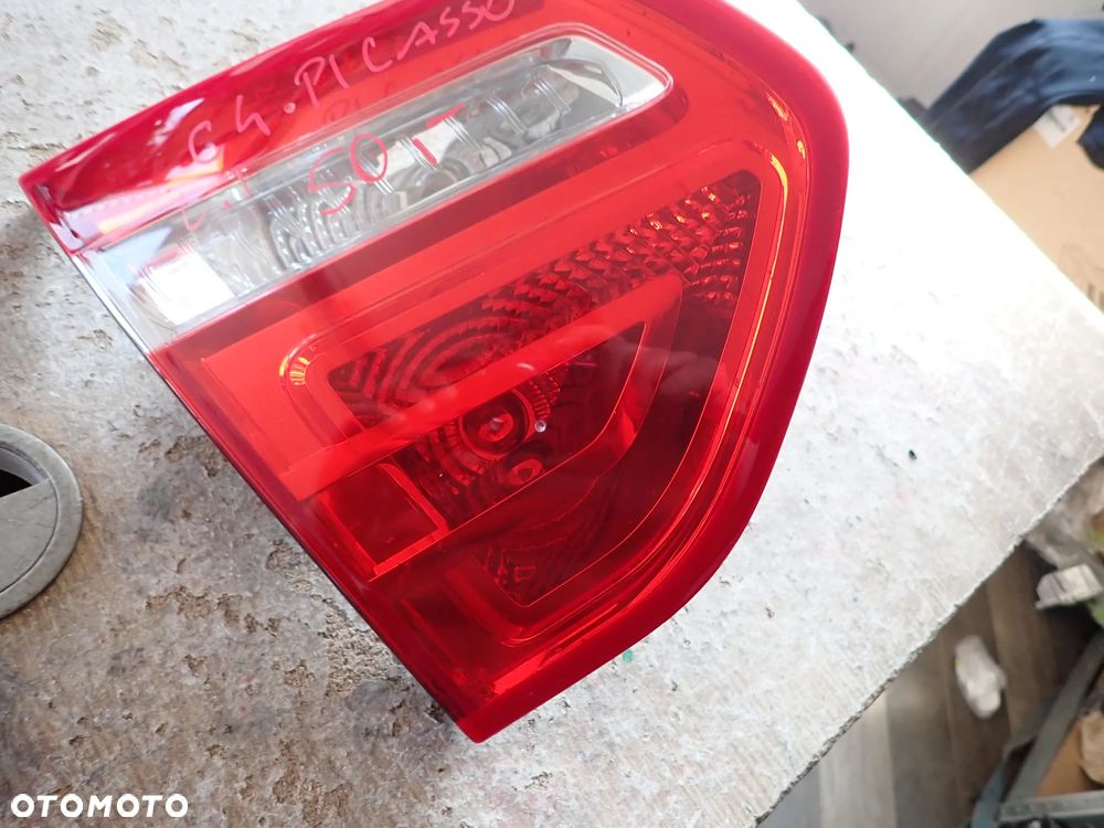 CITROEN C4 PICASSO LAMPA PRAWY TYŁ - 1