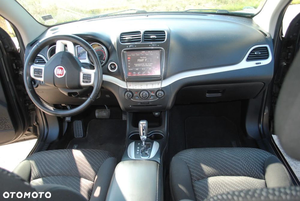 Fiat Freemont 2.0 Multijet 16V DPF Automatik Allrad Lounge - 25