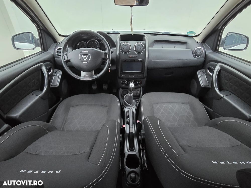 Dacia Duster 1.2 TCe 4x2 Laureate - 6