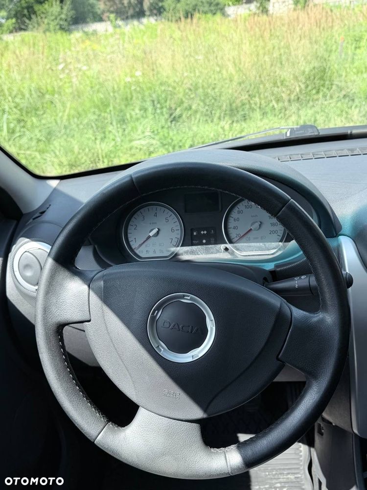 Dacia Logan 1.5 dCi Laureate BL2 - 16