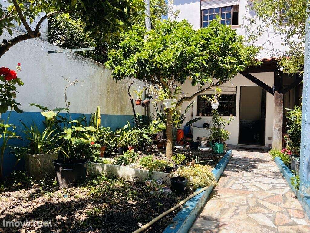 Casa / Villa T3 em Almeirim de 226,00 m2 - Grande imagem: 2/15