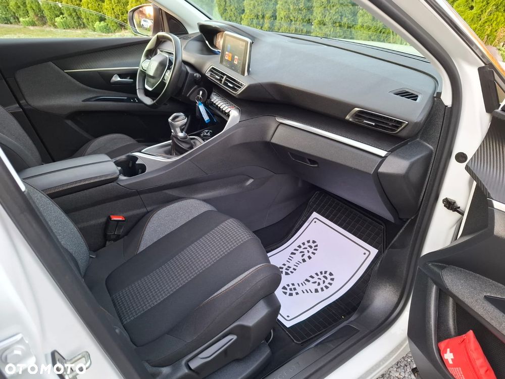 Peugeot 3008 1.5 BlueHDi Active S&S - 31