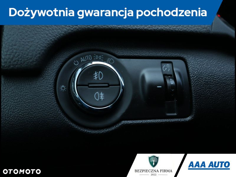 Opel Insignia - 20