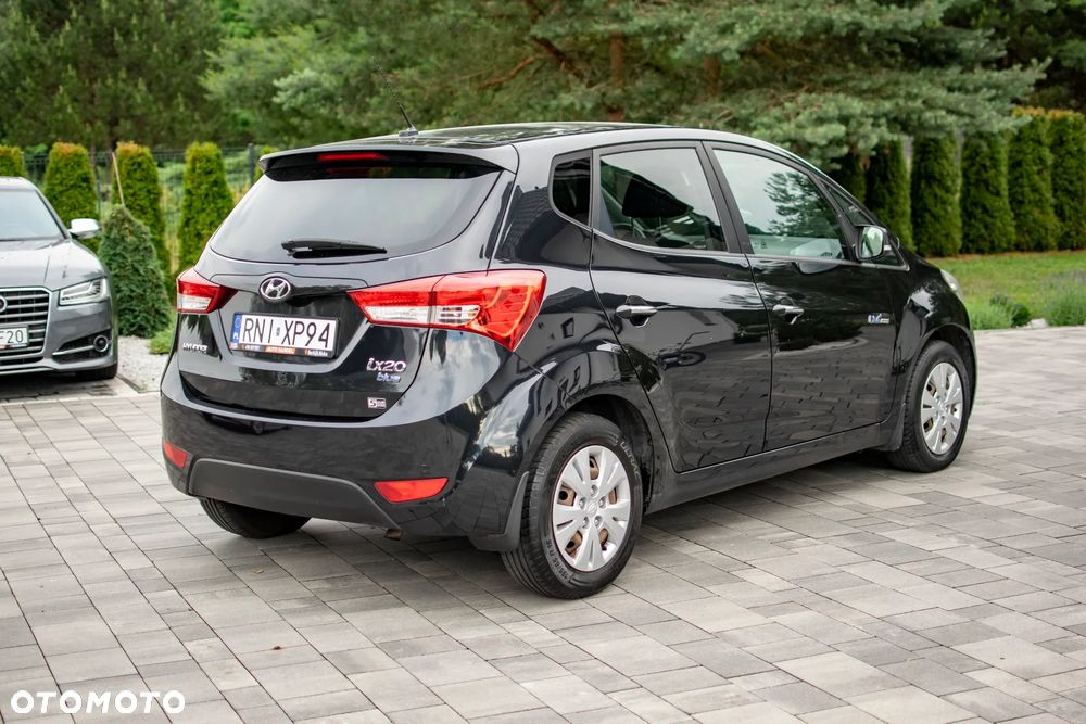 Hyundai ix20 - 25