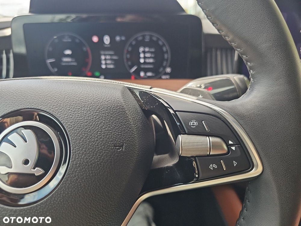 Skoda Superb 1.5 TSI L&K DSG - 12