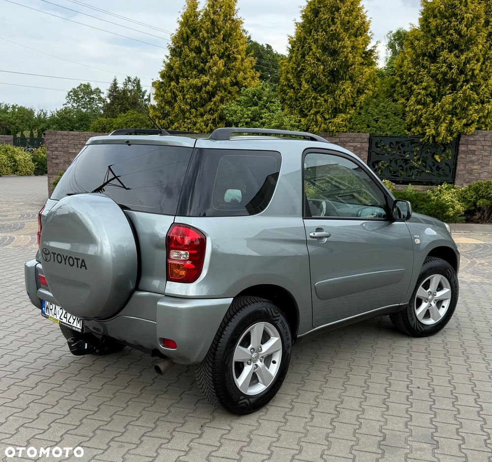 Toyota RAV4 - 12