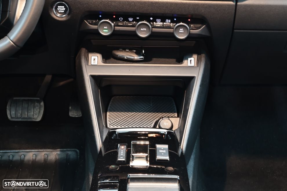 Citroën C4 1.2 Hybrid Plus e-DSC6 - 18