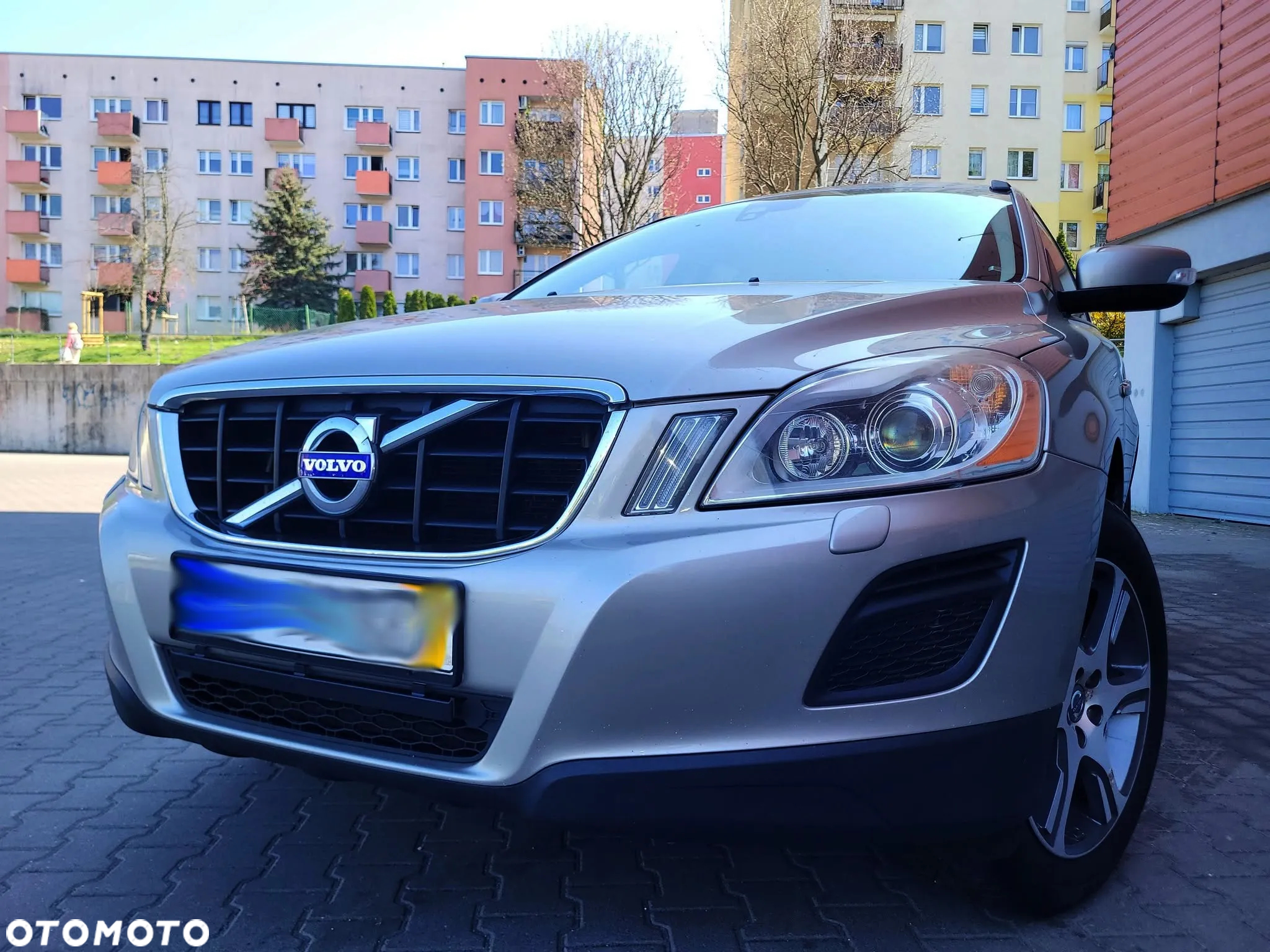 Volvo XC 60 D3 Momentum - 4