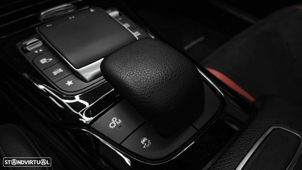 Mercedes-Benz CLA 45 AMG S 4Matic+ Speedshift 8G-D - 26