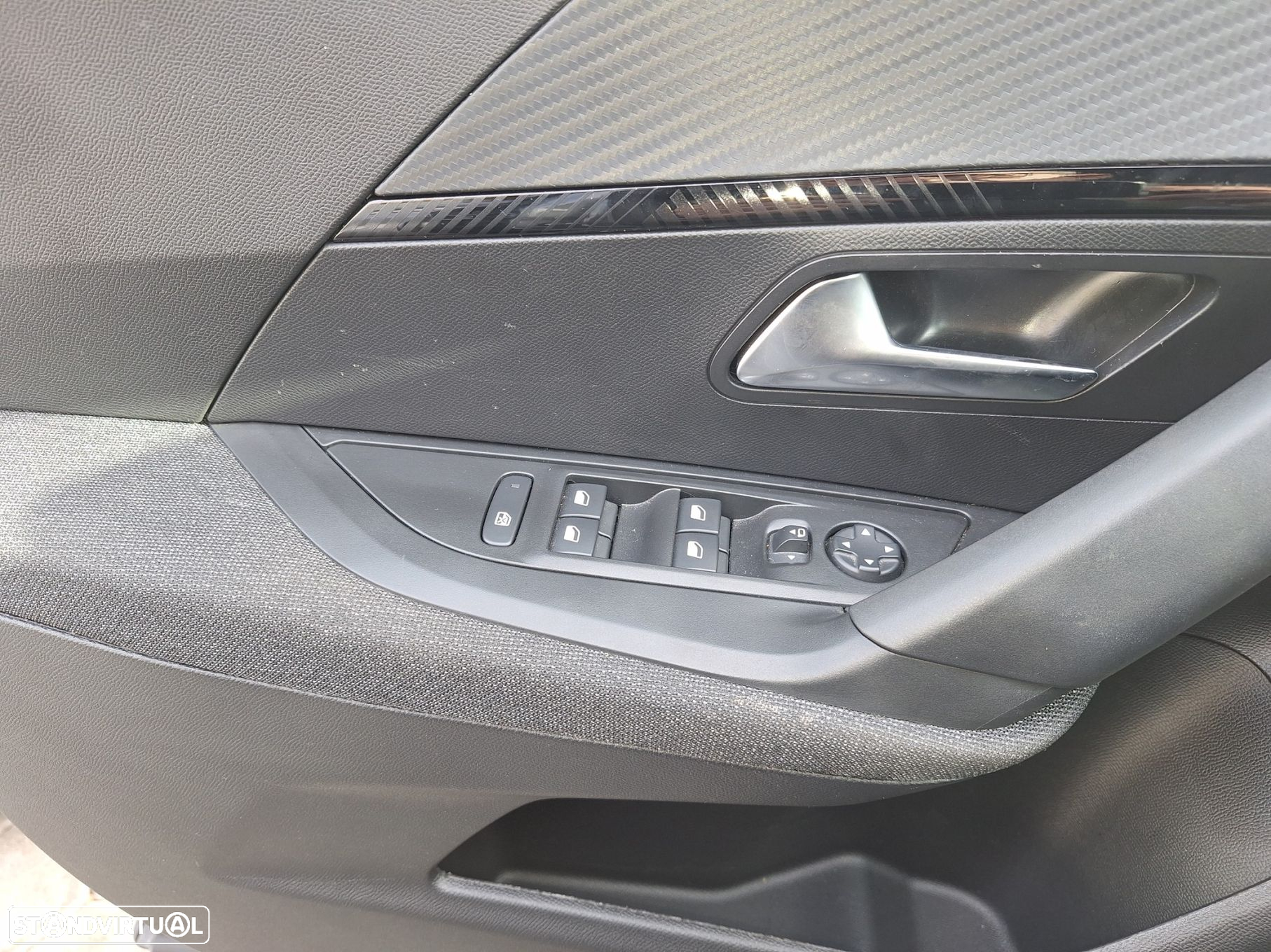 Peugeot e-2008 54 kWh SE Style - 14