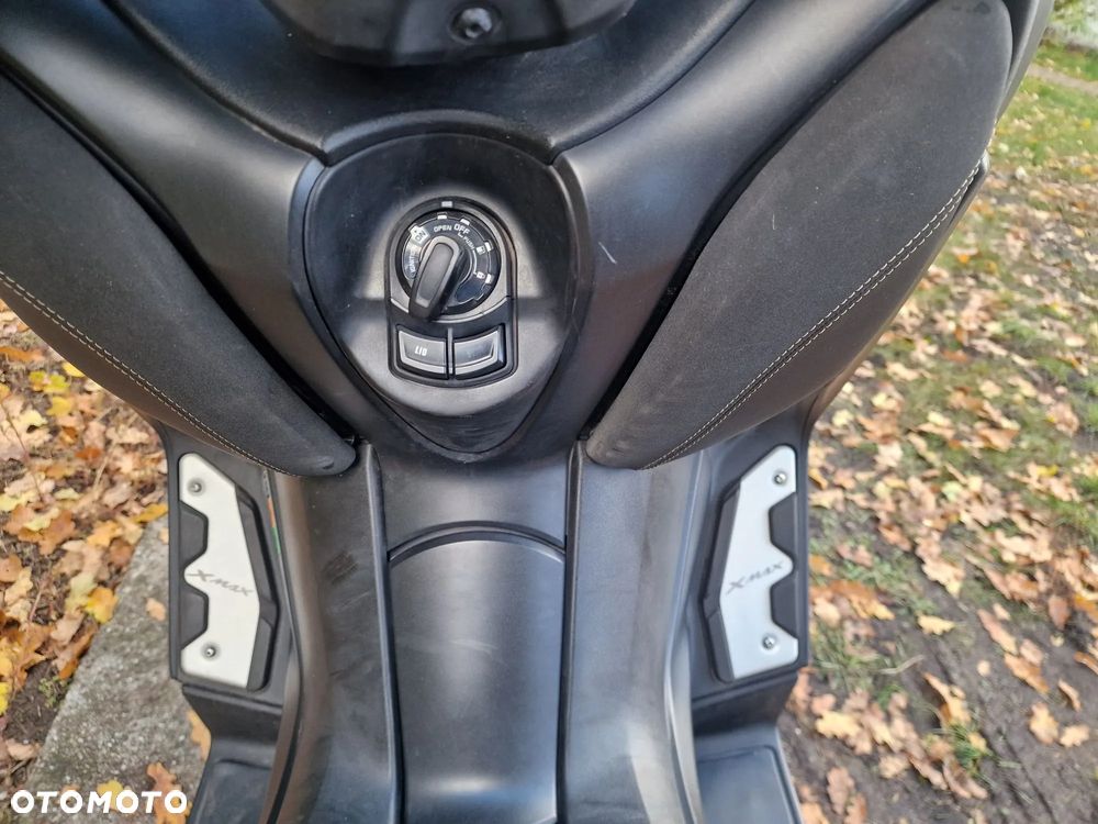 Yamaha X-max - 11