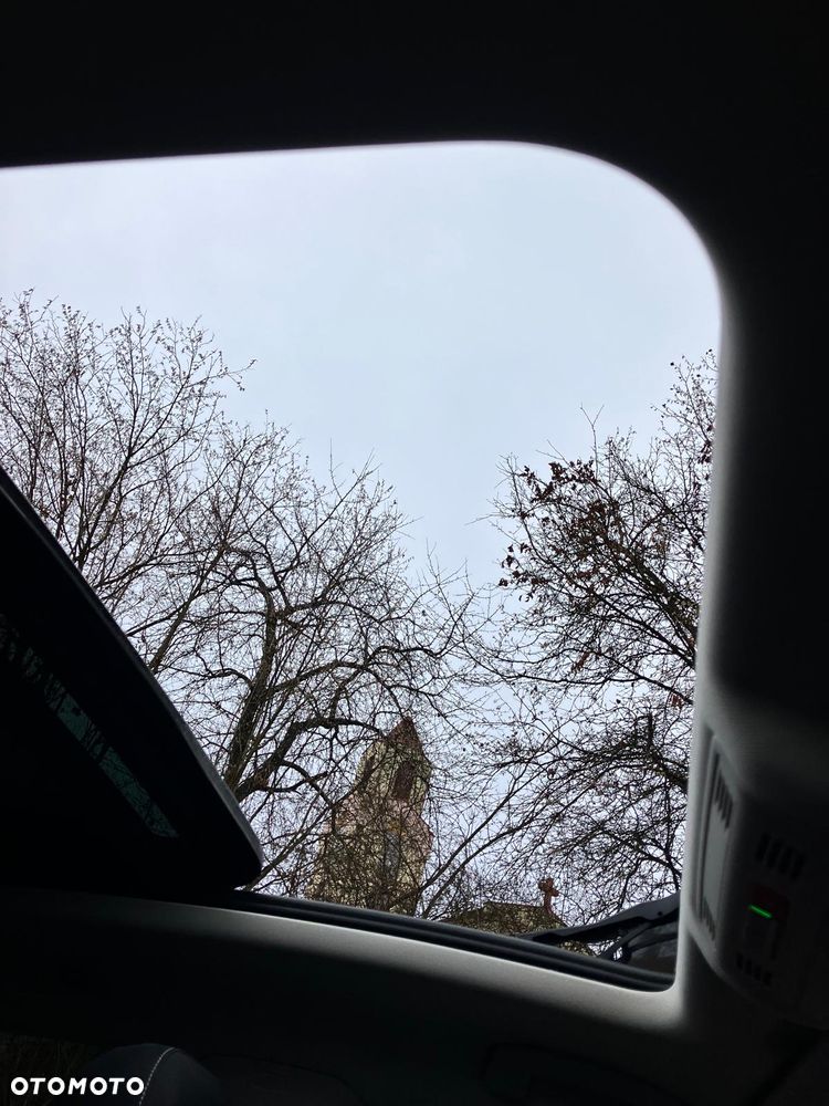 Volkswagen T-Roc 1.5 TSI Style DSG - 11