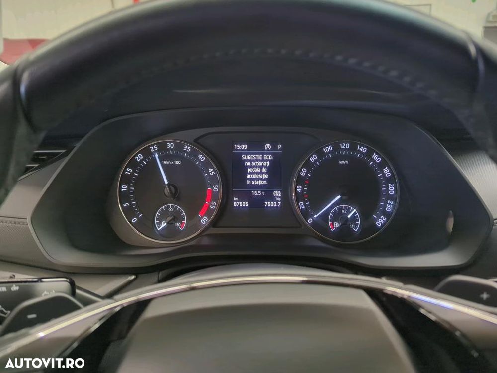 Skoda Octavia 2.0 TDI DSG Ambition - 14