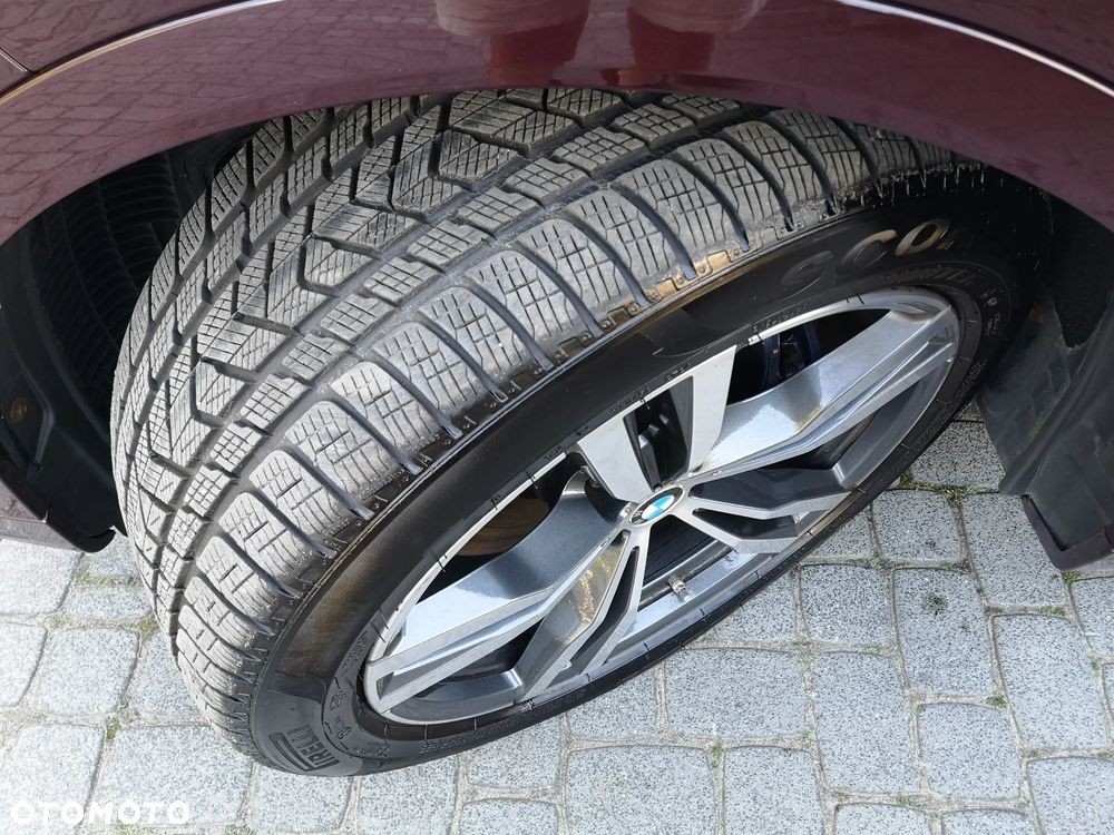 BMW X7 M50d sport - 32