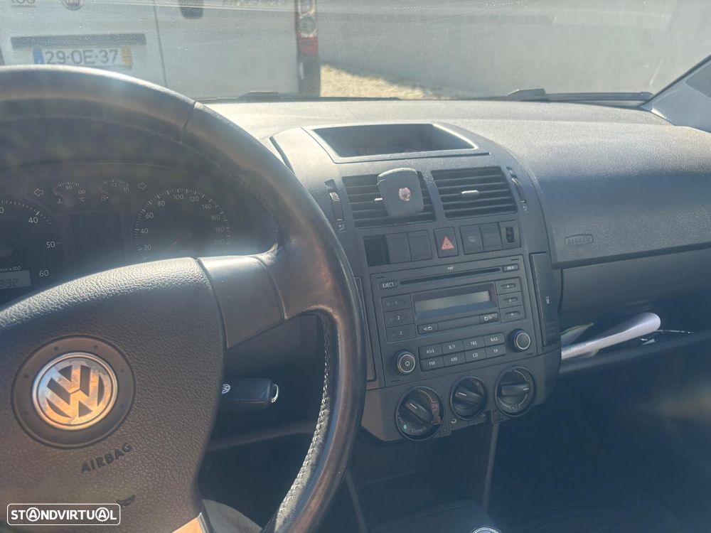 VW Polo 1.4 TDi Confortline - 9