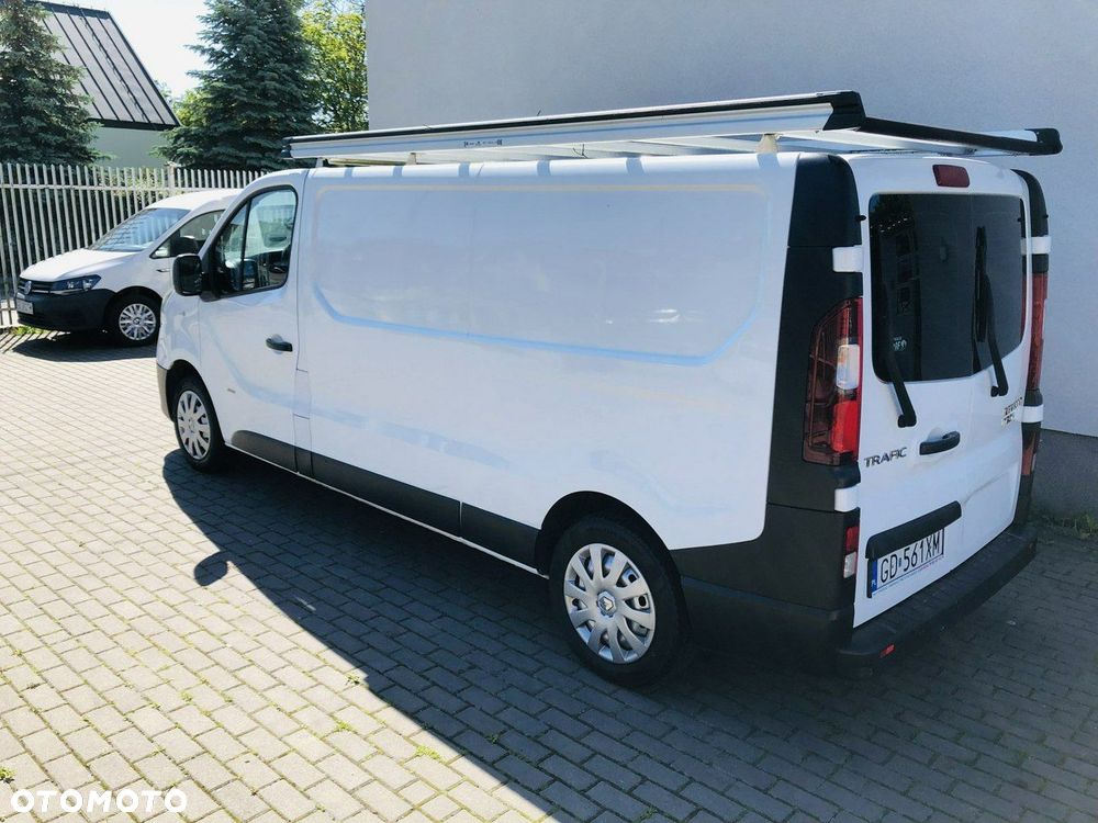 Renault Trafic - 23