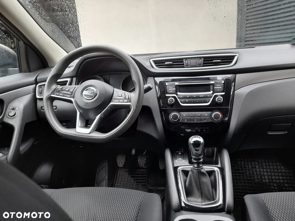 Nissan Qashqai 1.2 DIG-T Visia EU6 - 6