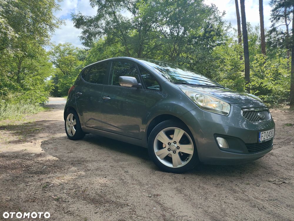 Kia Venga - 6