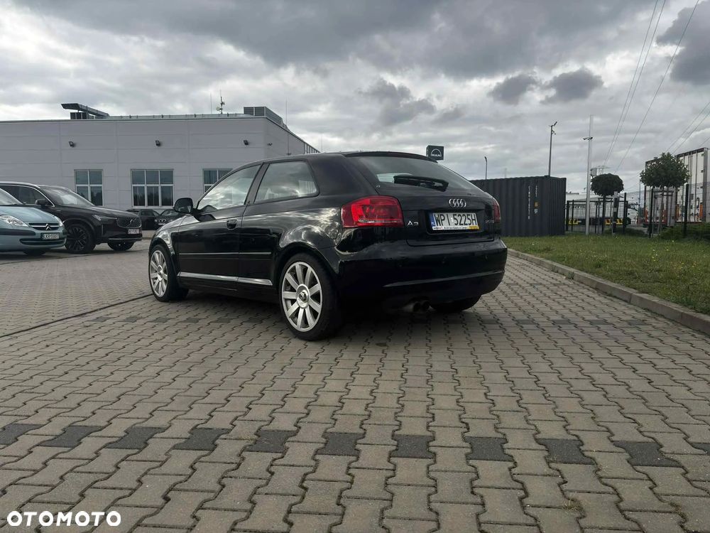 Audi A3 3-drzwiowe 2.0 TDI DPF Ambition - 3