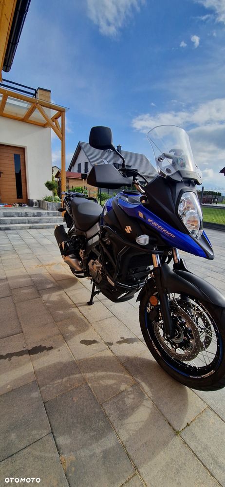 Suzuki V-STROM - 3