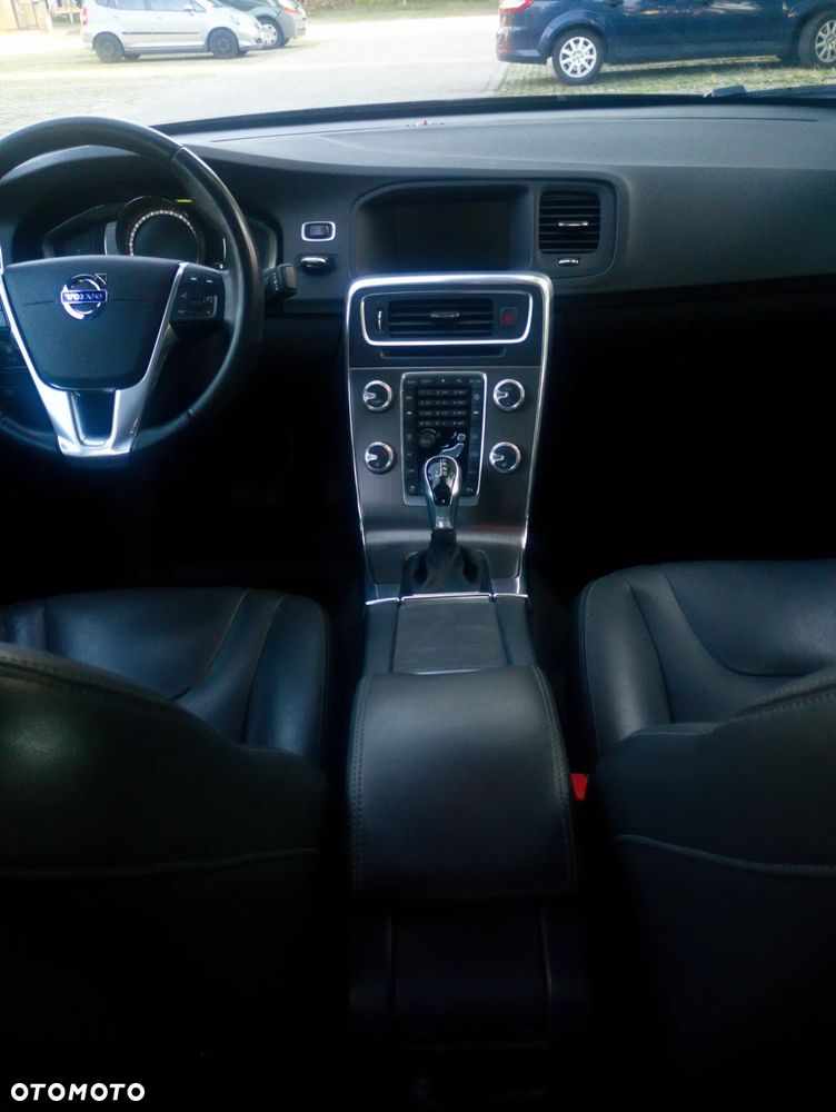 Volvo S60 T5 Geartronic Kinetic - 5